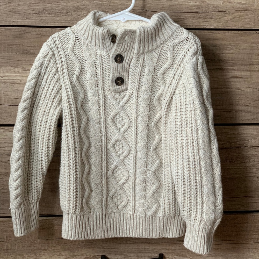 Gap boys  3T cable knit sweater